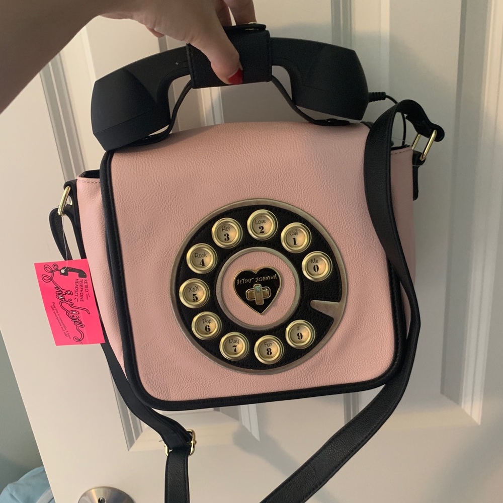 NWT Betsey Johnson Phone Purse